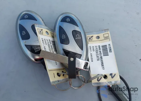 2024 Hyundai Elantra Hybrid Limited z USA, uszkodzony, nr VIN KMHLN4DJ9RU095877